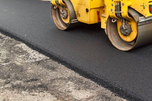 Best Driveway Paving Contractor  in Spring Arbor, MI